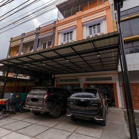 Reddoorz At Seindo Hotel Medan Sunggal Екстер'єр фото