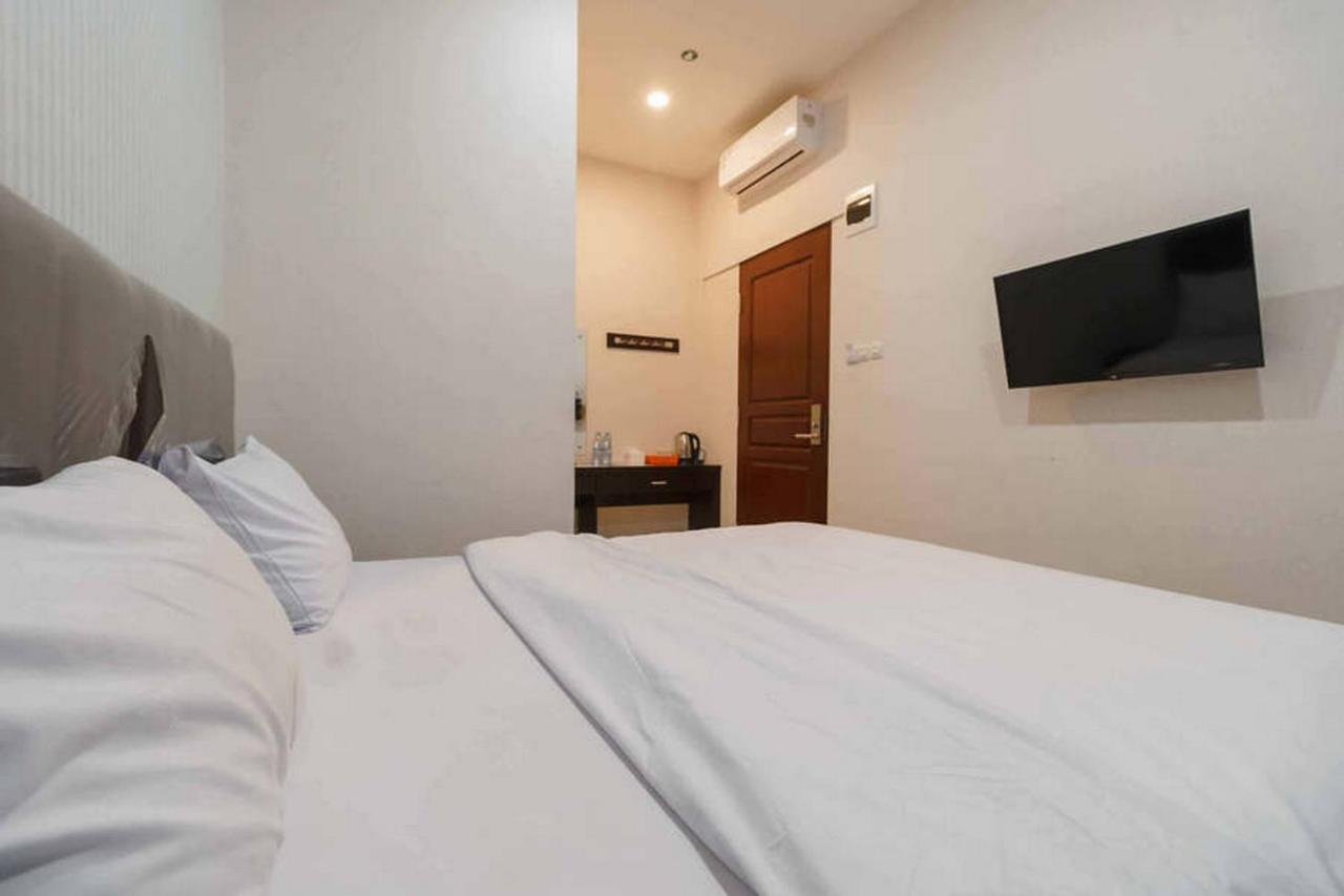 Reddoorz At Seindo Hotel Medan Sunggal Екстер'єр фото