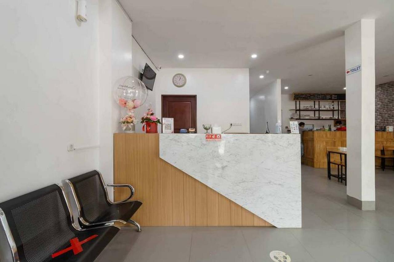 Reddoorz At Seindo Hotel Medan Sunggal Екстер'єр фото
