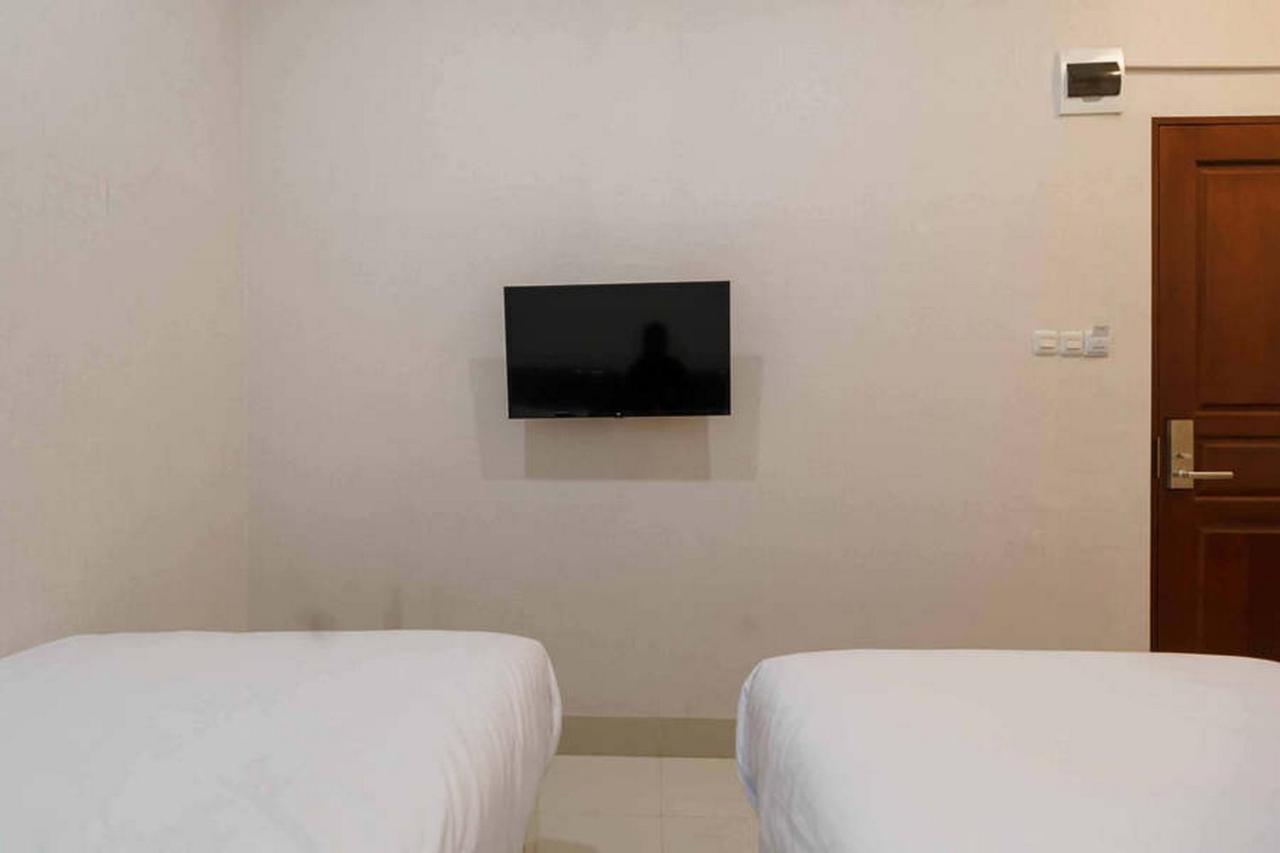 Reddoorz At Seindo Hotel Medan Sunggal Екстер'єр фото
