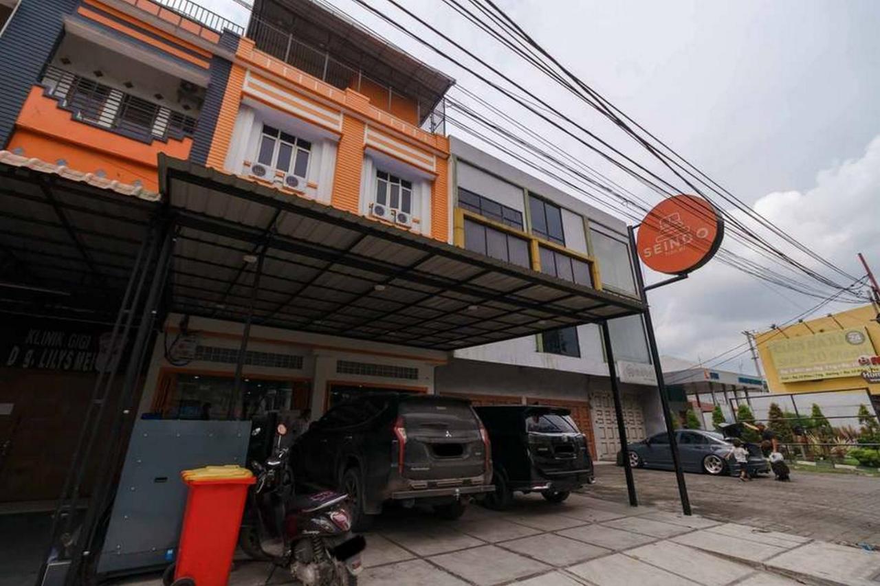 Reddoorz At Seindo Hotel Medan Sunggal Екстер'єр фото