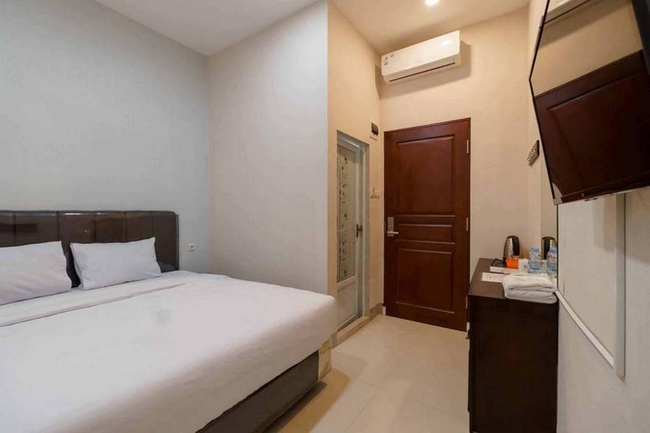 Reddoorz At Seindo Hotel Medan Sunggal Екстер'єр фото