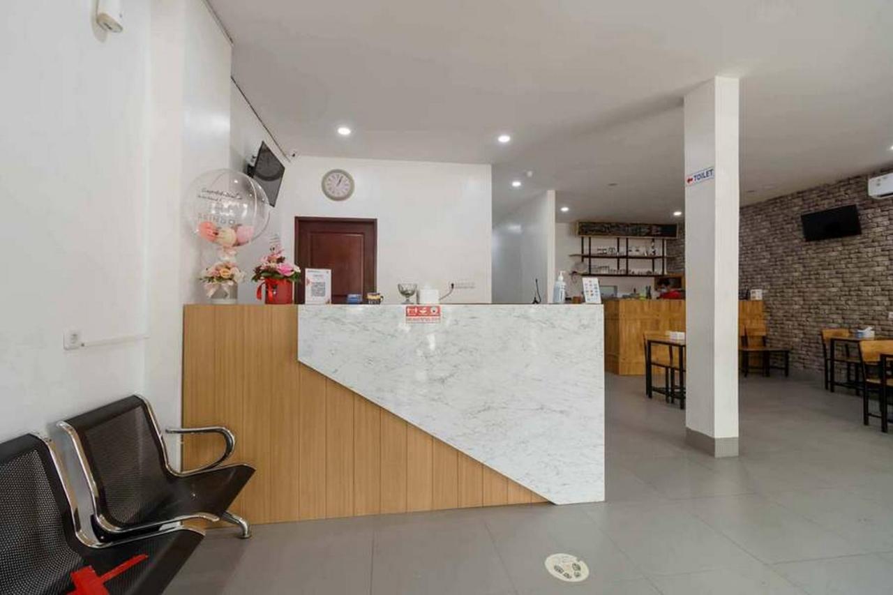 Reddoorz At Seindo Hotel Medan Sunggal Екстер'єр фото